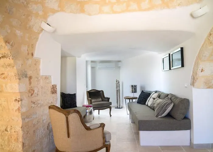 Trullo And Lamia Cinera Cisternino