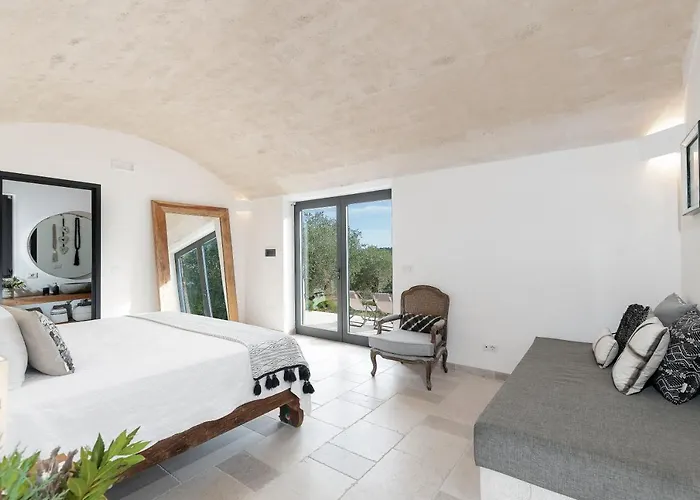 Trullo And Lamia Cinera Villa *