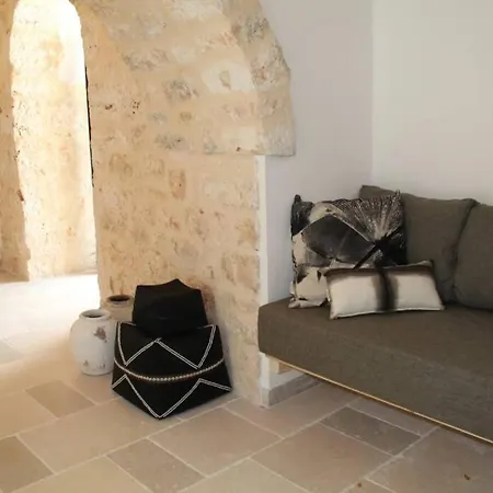 Trullo And Lamia Cinera