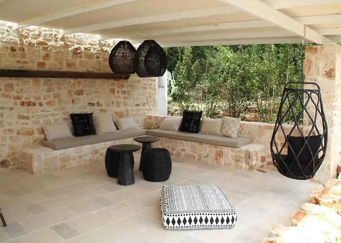 Trullo And Lamia Cinera * Cisternino
